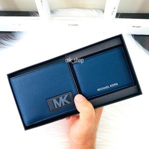 Michael Kors Men’s Wallet Gift Set